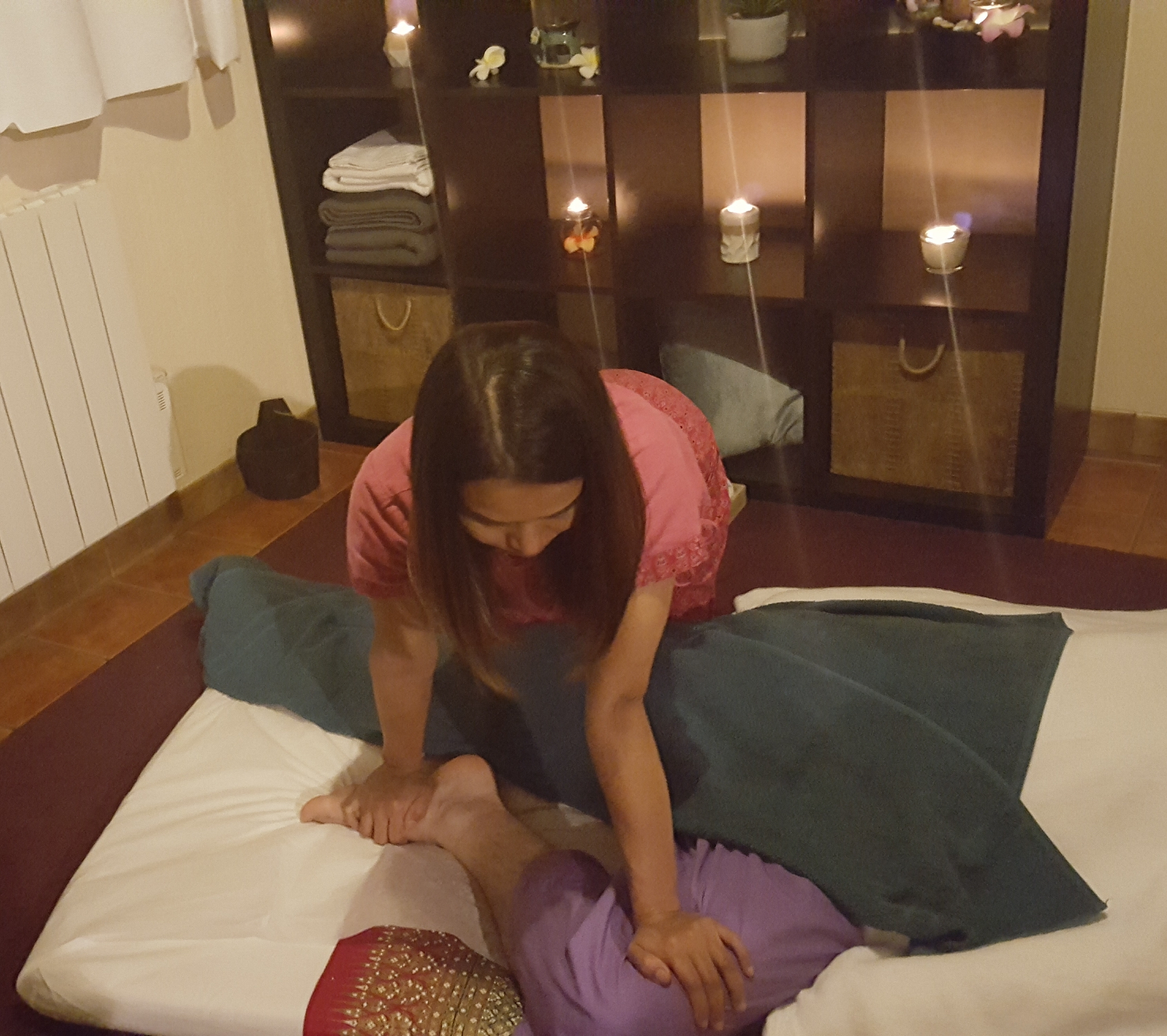 Massage Thaïlandais - Relaxation du dos et des jambes